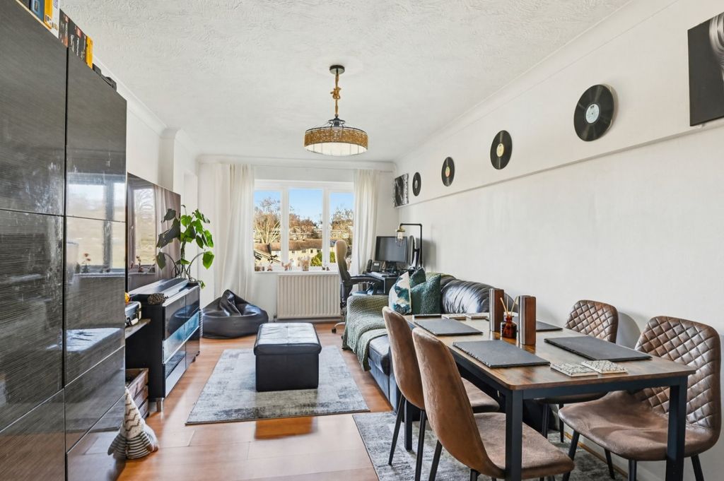 Property photo 2 of 12 Picture No. 09