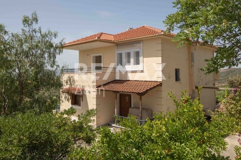 Property photo 1 of 25