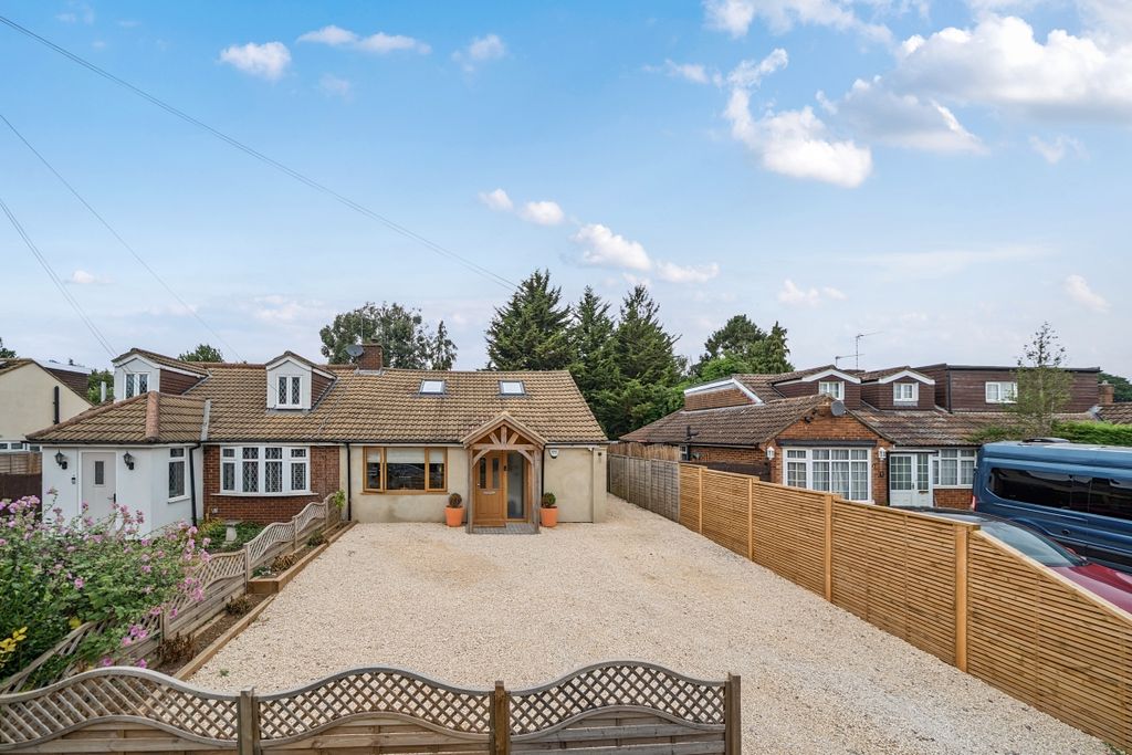 Property photo 2 of 21 1493073-1-6A560F5...