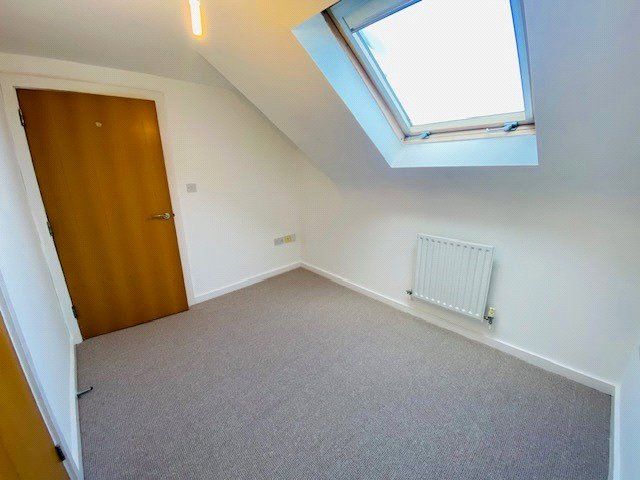 Property photo 3 of 9 Picture 3