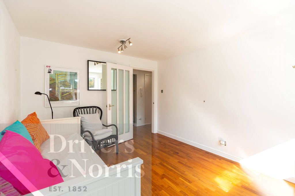 Property photo 1 of 6 Picture No. 09