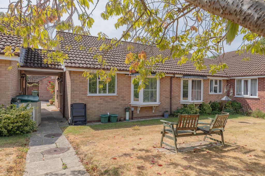 Property photo 1 of 14