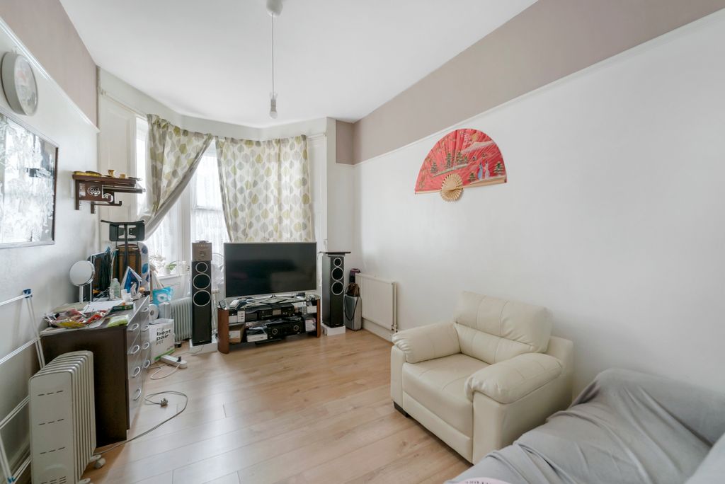Property photo 3 of 13 Gallery