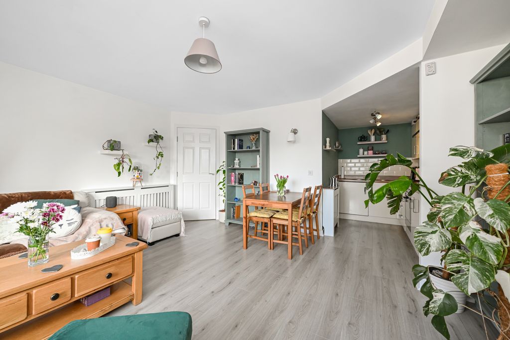 Property photo 3 of 13 Property Image 3