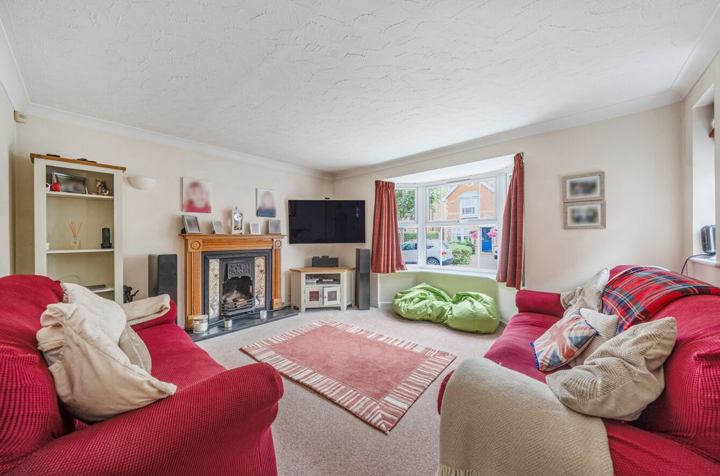 Property photo 2 of 17 1341598-2-68A630d...