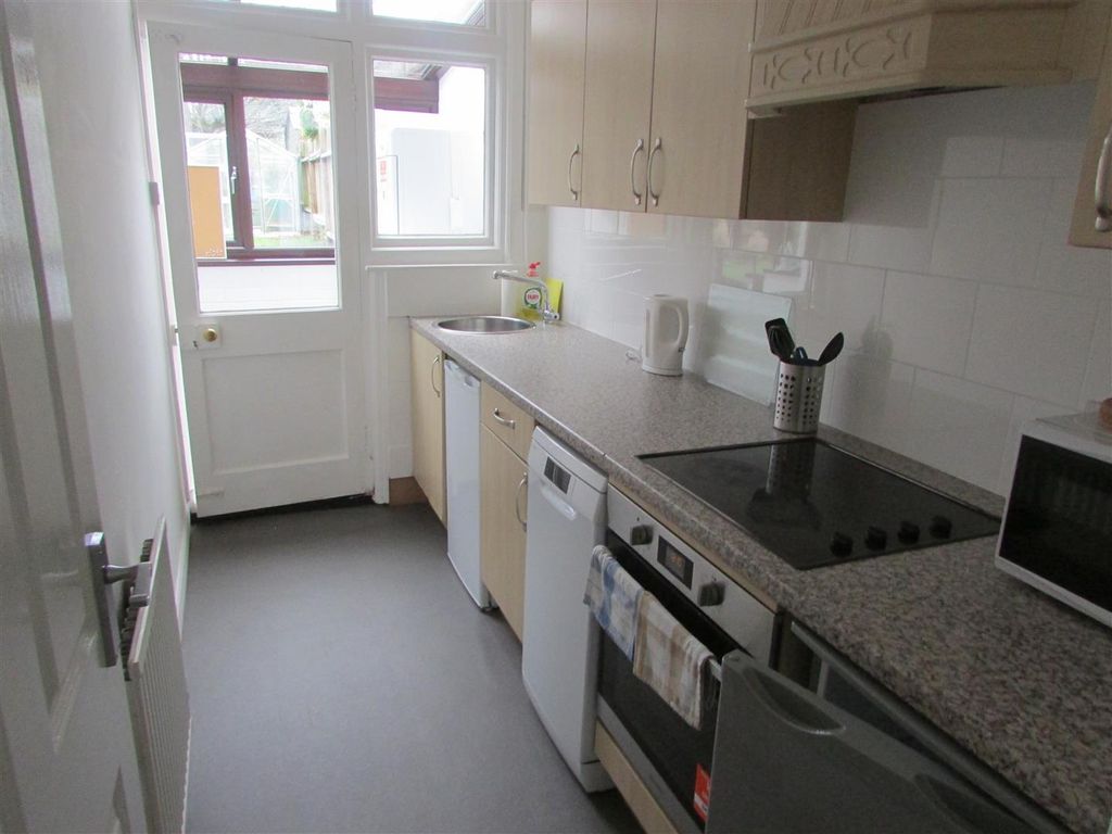 Property photo 3 of 6 Hillside 005.Jpg