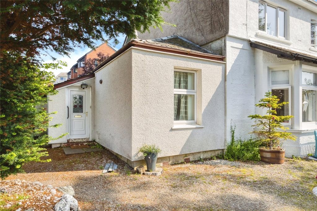 Property photo 2 of 17 Picture No. 02