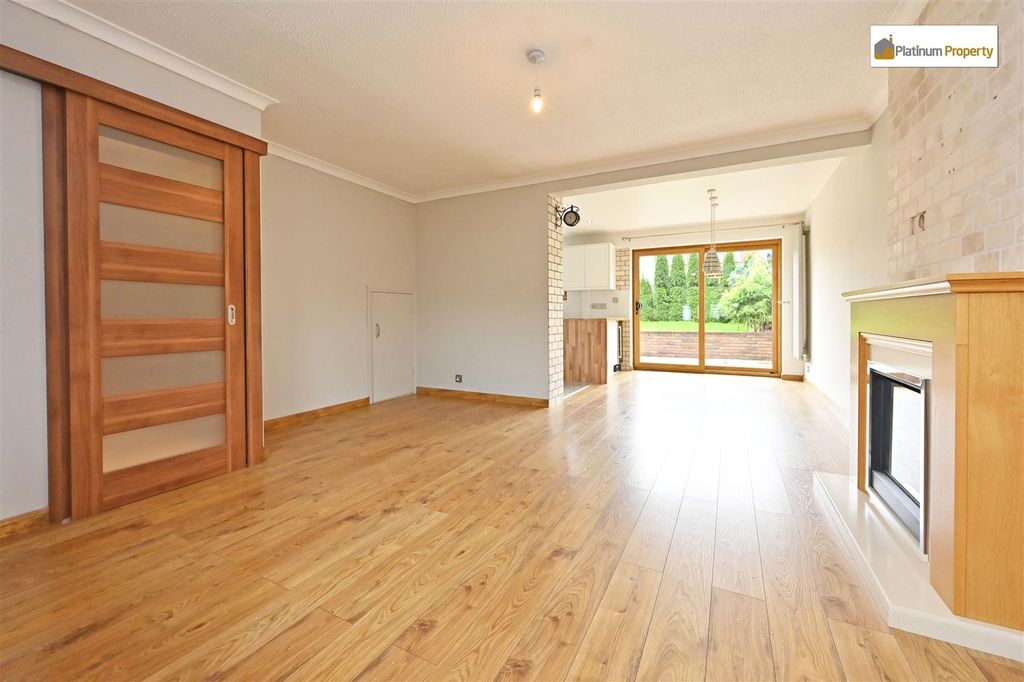 Property photo 2 of 24 Rhm_8083.Jpg