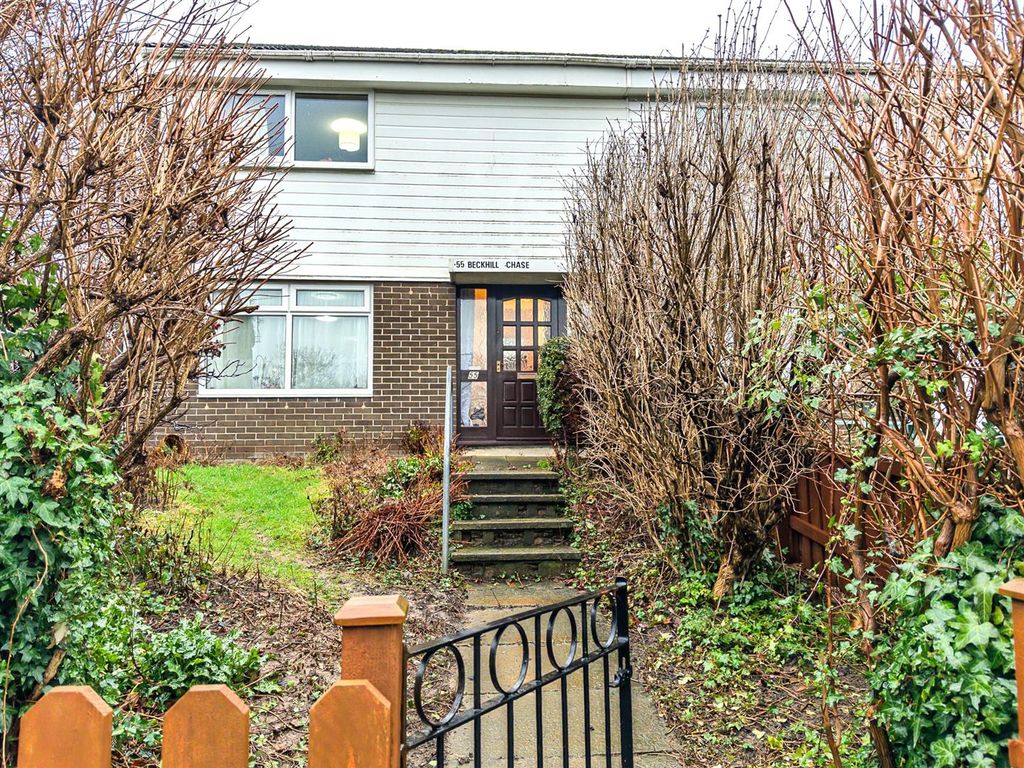 Property photo 1 of 12 External