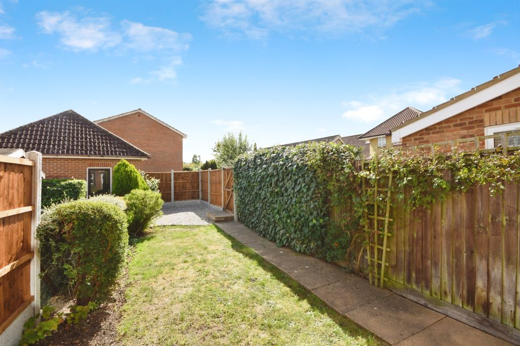 Property photo 2 of 12