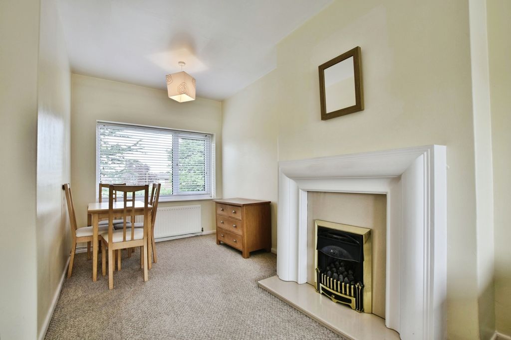 Property photo 3 of 9 Pbox-Img.Jpg