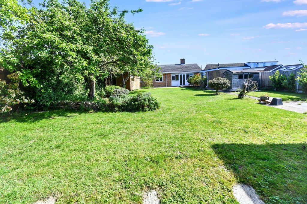 Property photo 1 of 24