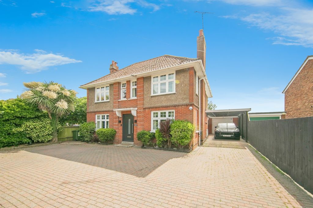 Property photo 1 of 23