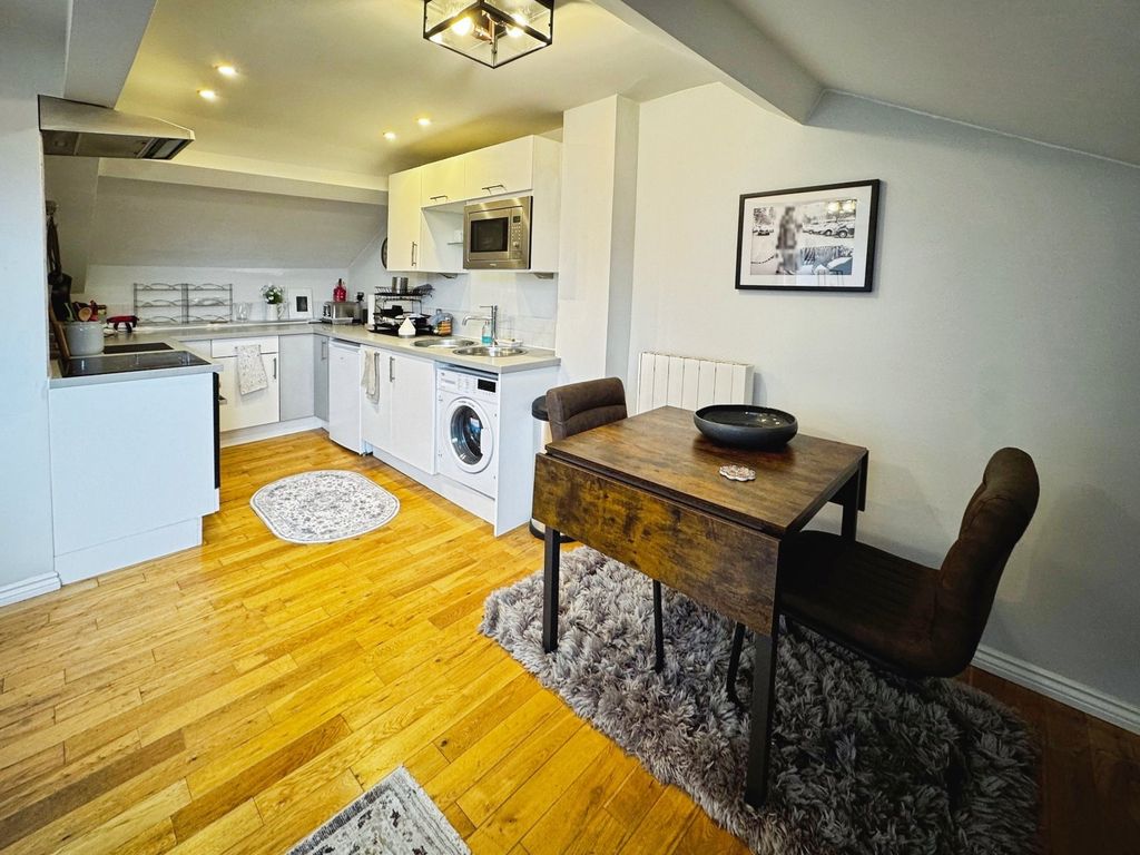 Property photo 2 of 7 Picture No. 04