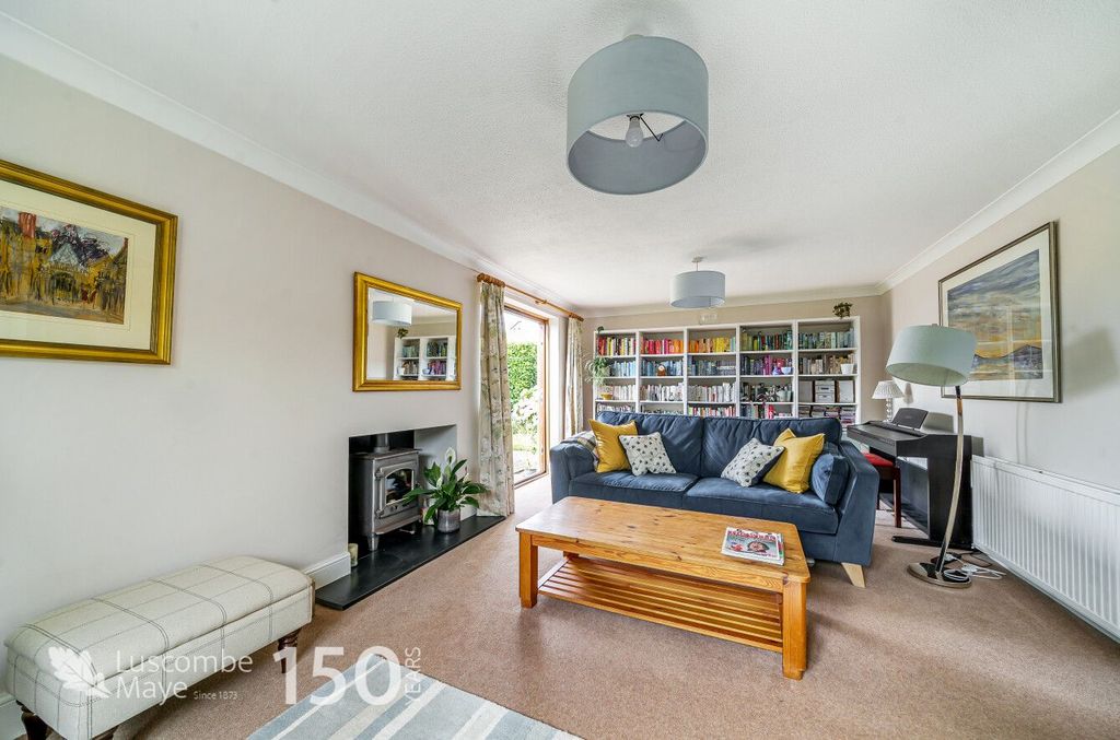 Property photo 3 of 14