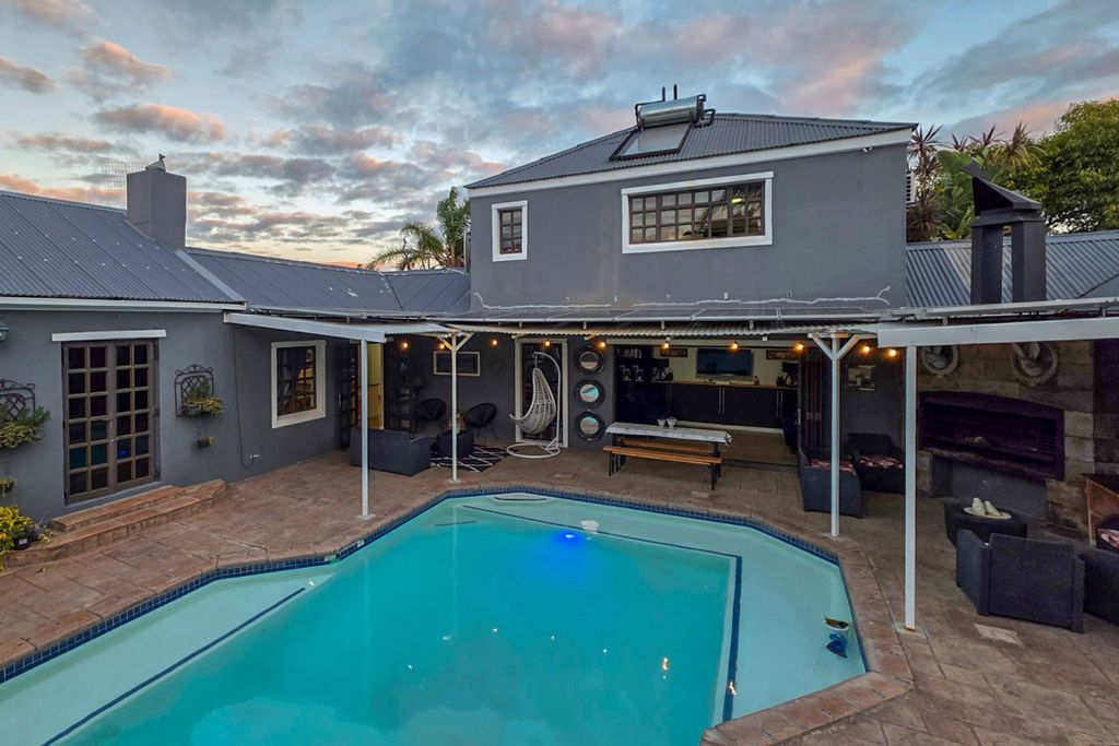 Property photo 1 of 48 1TV1738488
