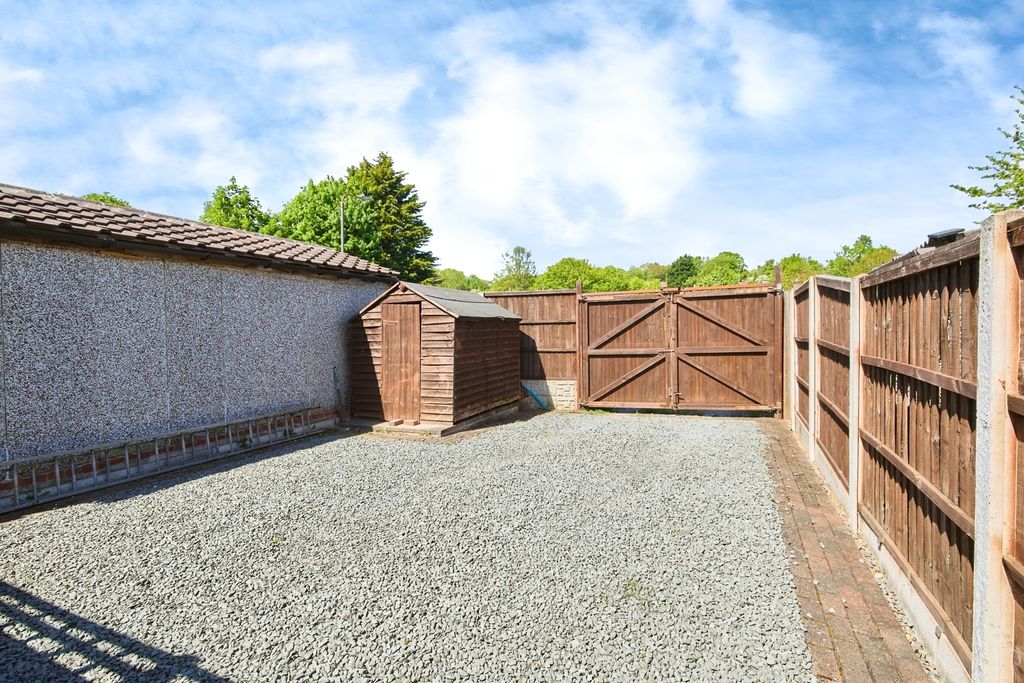 Property photo 3 of 17 Photo