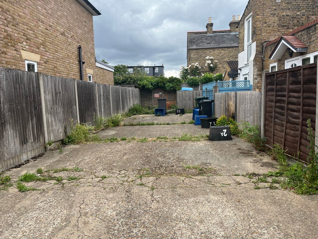 Property photo 3 of 3