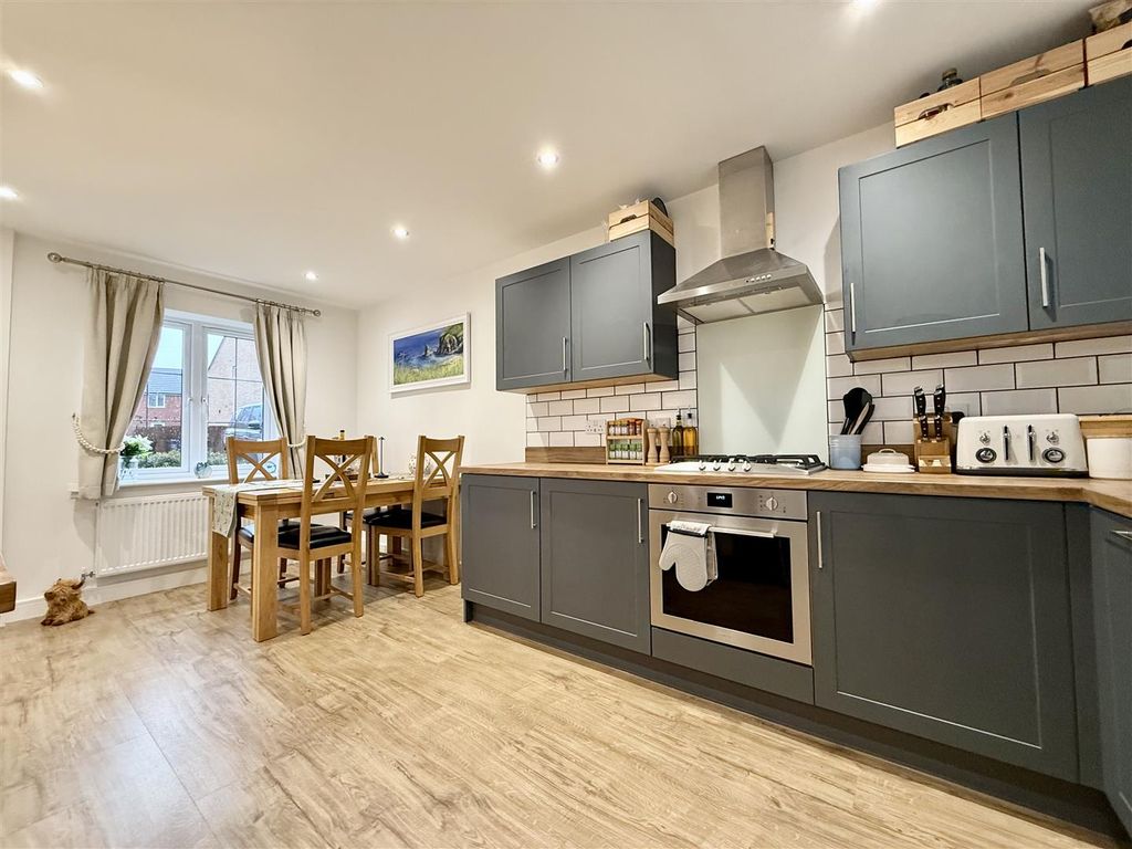 Property photo 3 of 25 3