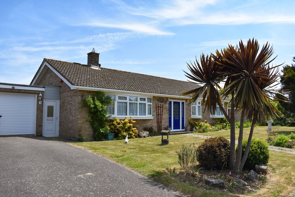 Property photo 2 of 15
