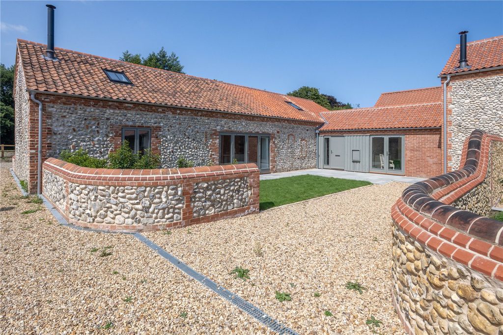 Property photo 1 of 22 Picture No. 25