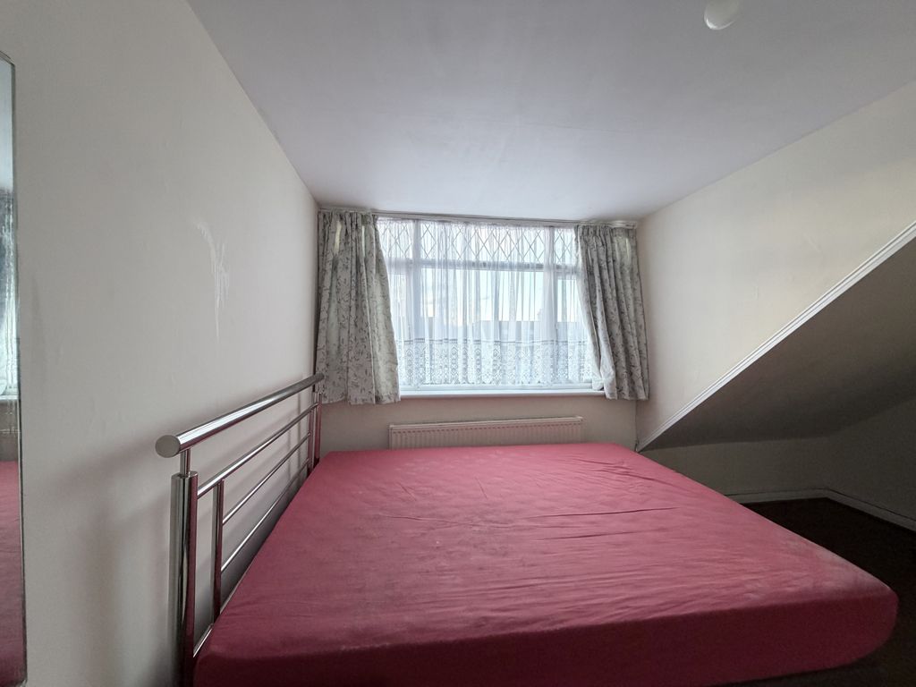 Property photo 2 of 8 Gallery