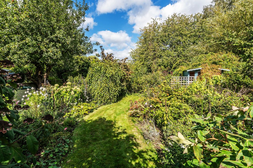 Property photo 2 of 24 Photo 17