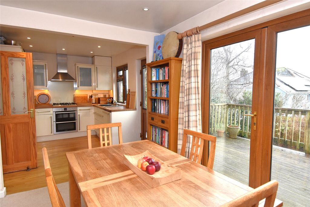 Property photo 2 of 18 Picture No. 06