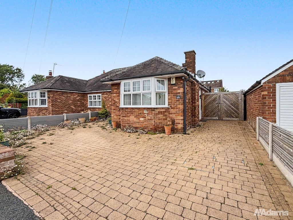 Property photo 2 of 23