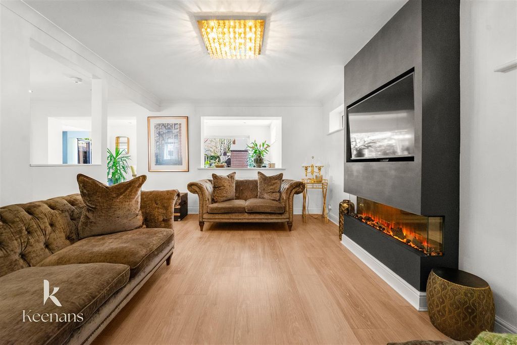Property photo 1 of 28 6.1-25.Jpg