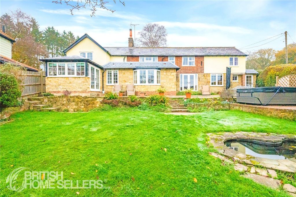 Property photo 2 of 16 Picture No. 13