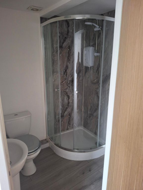 Property photo 2 of 3
