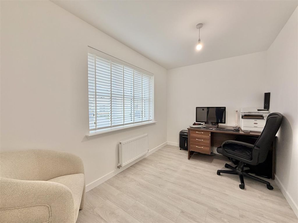 Additional image 13 of 5 bed detached house for saleArisaig Grove, Hamilton ML3