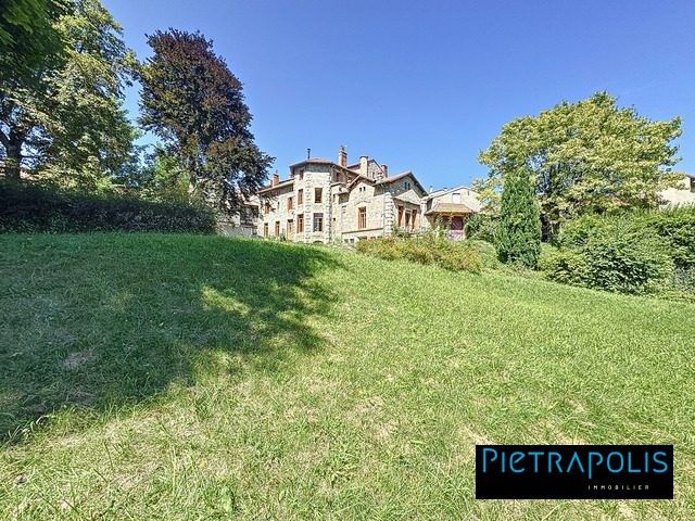 Property photo 1 of 30