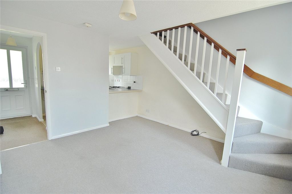 Property photo 3 of 9 Picture No. 17