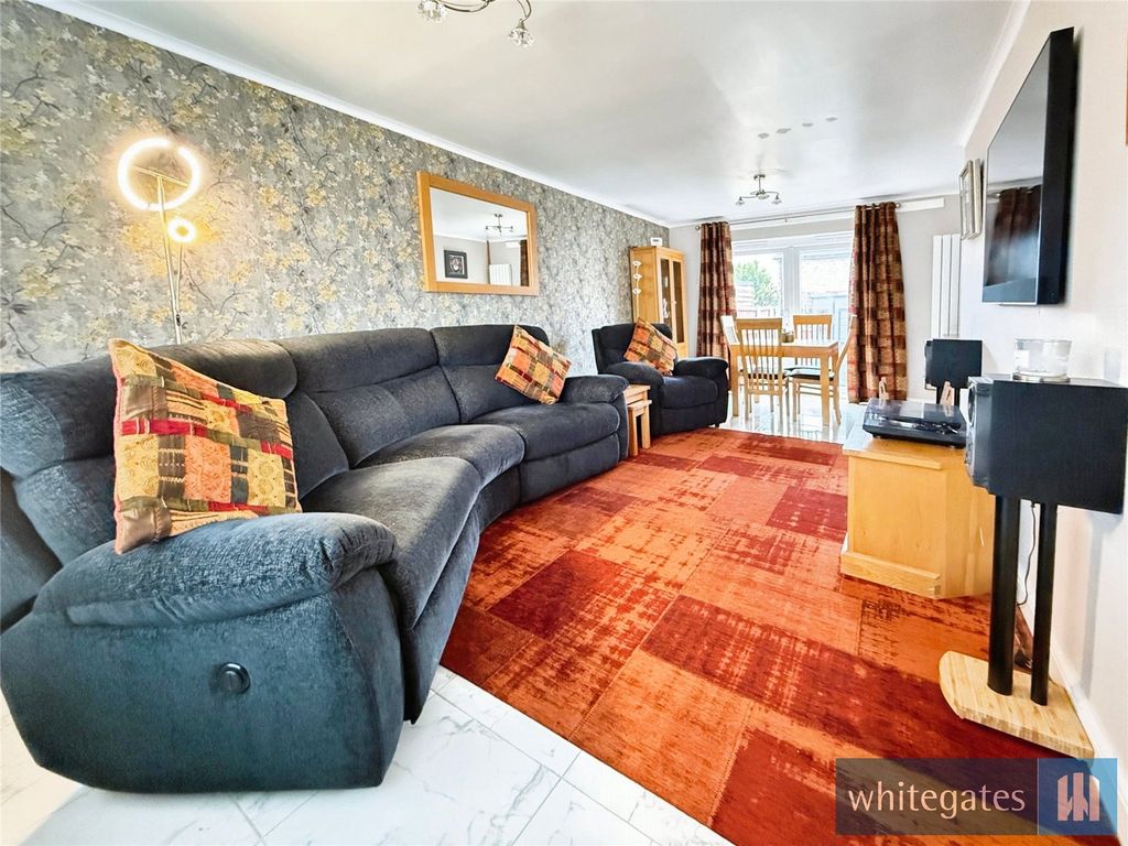 Property photo 3 of 19 Picture No. 41