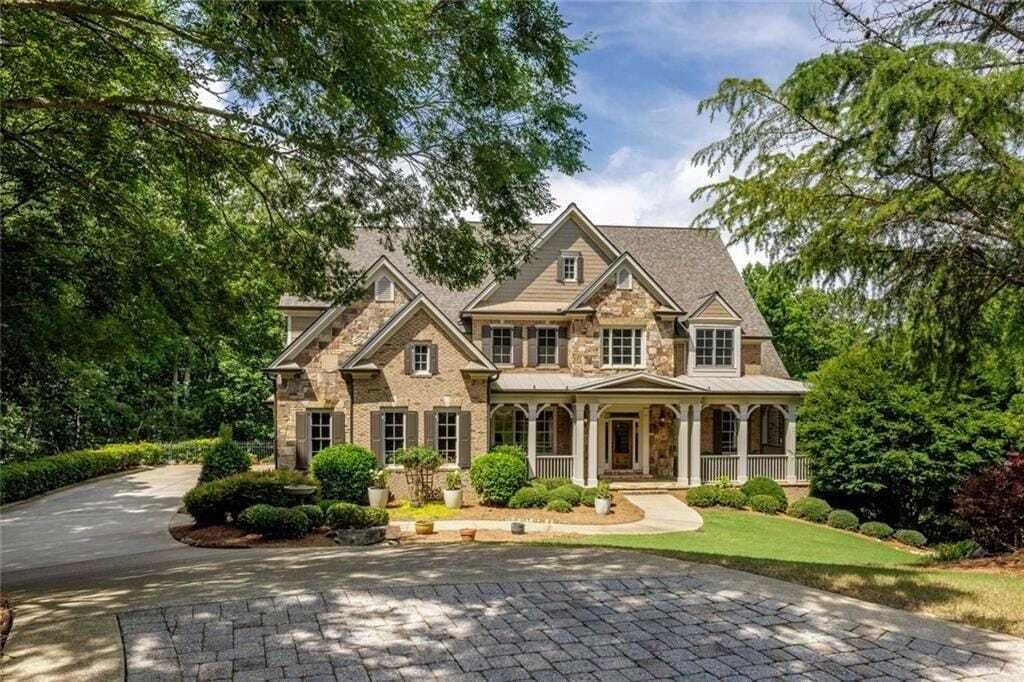 Property photo 1 of 31