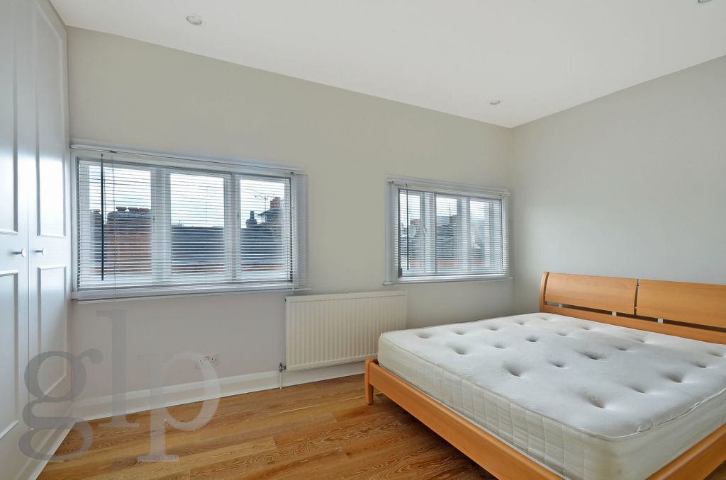 Property photo 3 of 8 496675