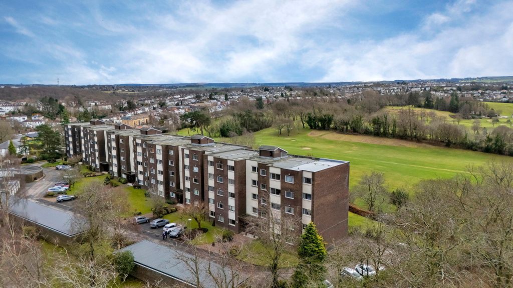 Property photo 1 of 28 68-Web-Or-Mls-23 Beechlands Avenue Flat 4.1_47