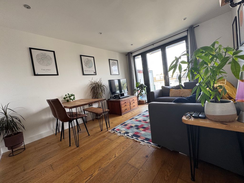 Property photo 2 of 12