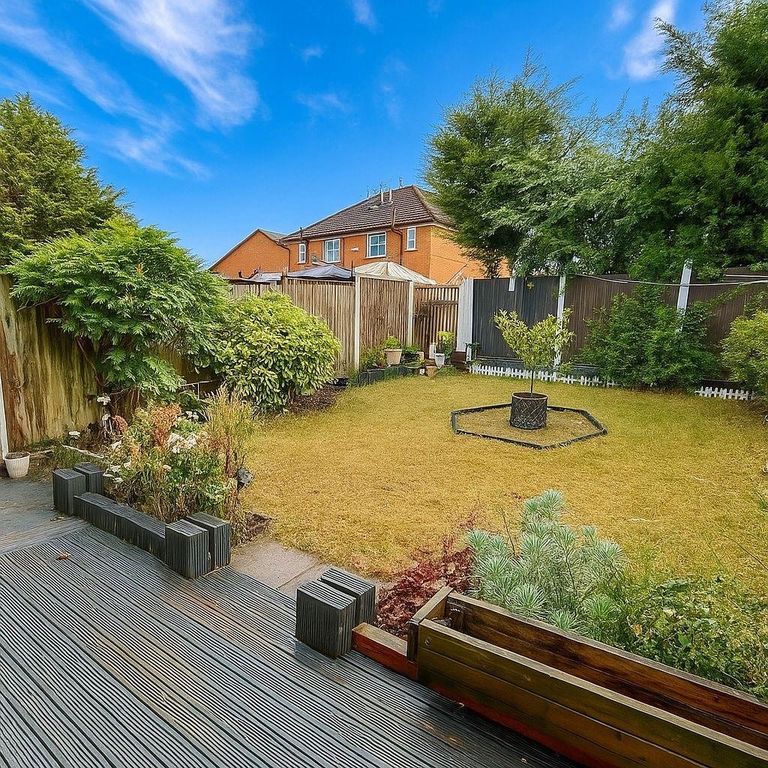 Property photo 2 of 12 5d9B9F69-Da3d-4Dec-B3c5-06Dd87Ec3F4E.Jpg