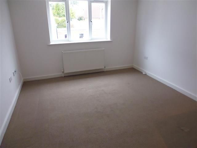 Property photo 2 of 7 Bedroom