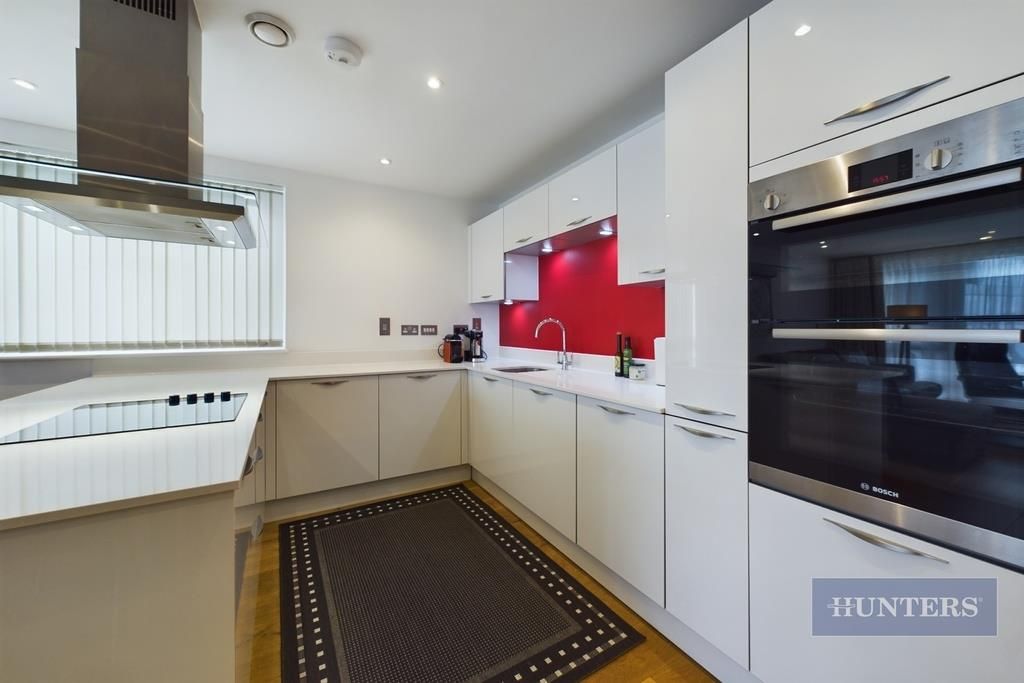 Property photo 3 of 18 Cam01635G0-Pr0316-Still044.Jpg