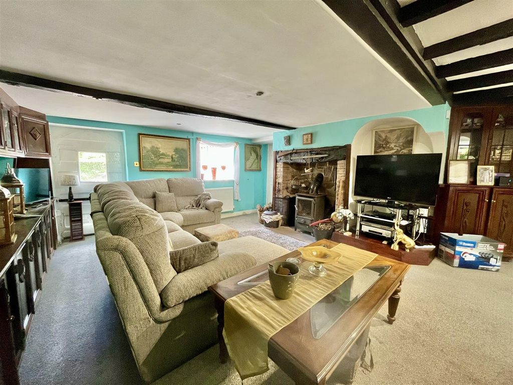 Property photo 3 of 48