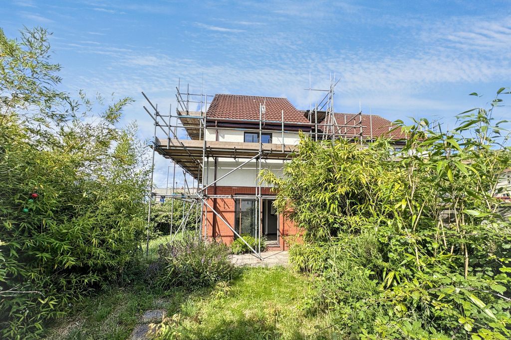 Property photo 1 of 13 85 St. Johns Lane, Bedminster, Bristol, Bs3 5Ab