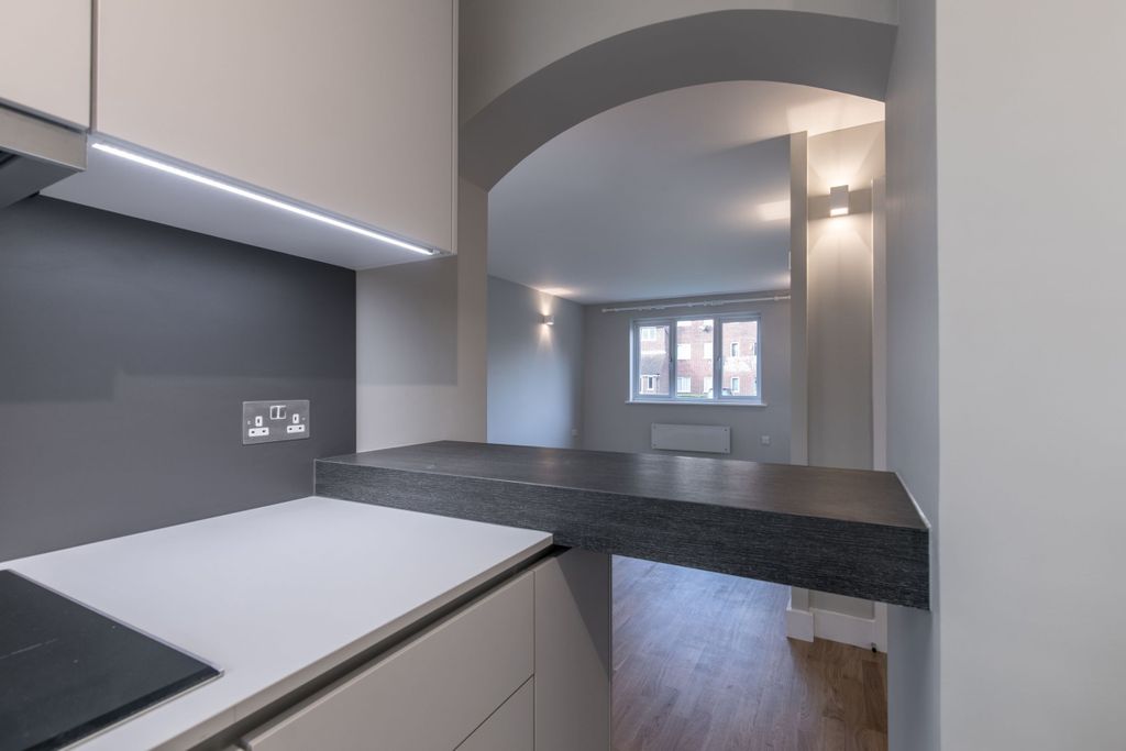 Property photo 2 of 12 Kitchen