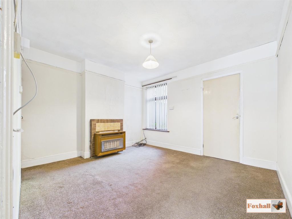 Property photo 3 of 20 Dining Room