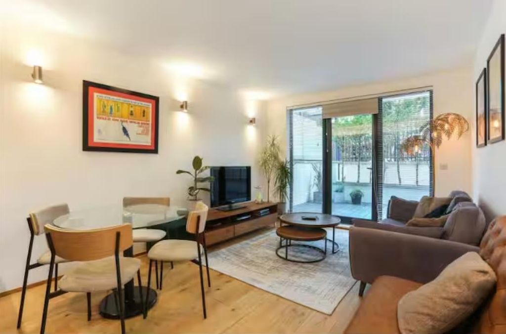 Property photo 2 of 7 2.Png