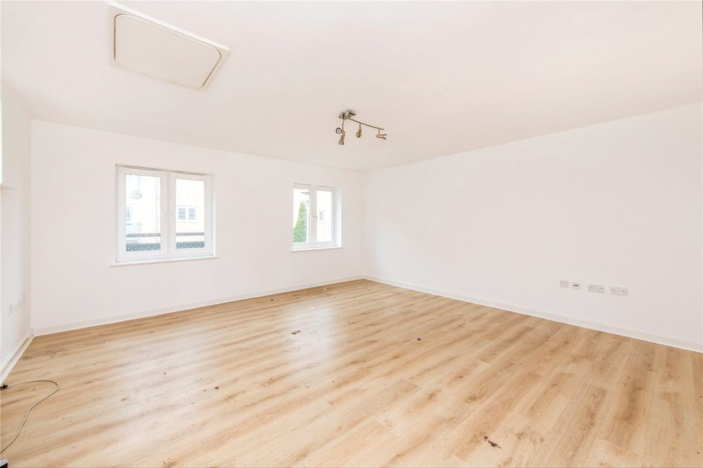 Property photo 3 of 13 Picture No. 13