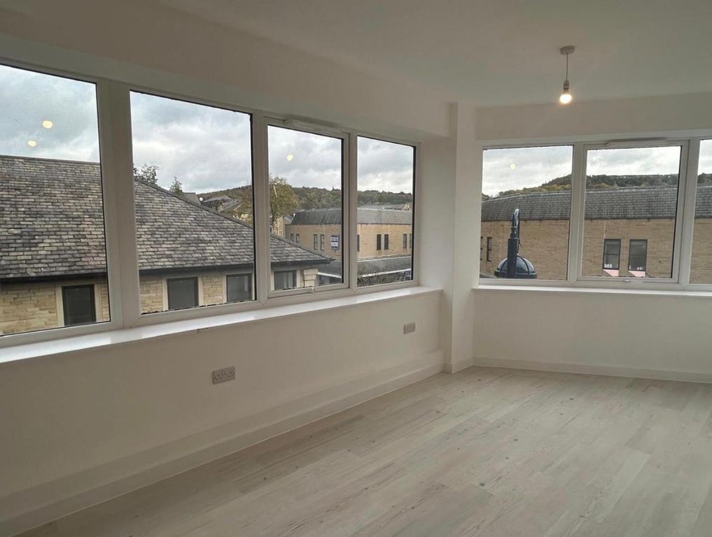 Property photo 1 of 10 Whatsapp Image 2026-05-26 At 9.47.24 Am.Jpeg